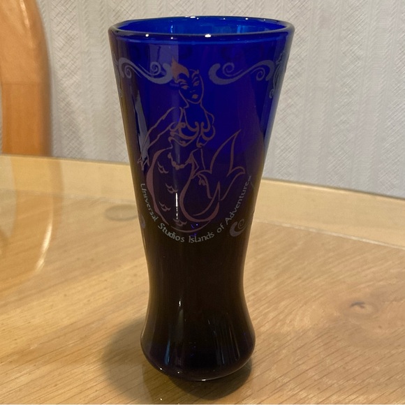 Vintage Shot Glass Universal Studios Islands of Adventure. 90s. Blue; 4 inches. - Picture 1 of 14